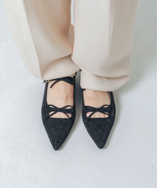 EVOL（イーボル）の「【軽量・柔らかい】ダブルリボンポインテッドパンプス IY5631（パンプス・レディース・ブラック/レオパード/アイボリー/シルバー/ピンク/ブラック系その他/ブラック×ブラック/グレー系その他/ピンク系その他/ベージュ/グレー系その他2/グレー/ライトピンク/ホワイト・25.0cm/24.5cm/24.0cm/23.5cm/23.0cm/22.5cm/22.0cm）」の4枚目の写真