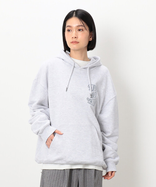 Purple&Yellow(パープルアンドイエロー)の「裏毛ロゴ刺繍パーカ(パーカー・メンズ・ブラック/ライトグレー・SMALL/MEDIUM/LARGE)」の10枚目の写真