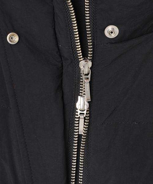 JOURNAL STANDARD（ジャーナルスタンダード）の「ナイロンタフタダウンベスト（ダウンベスト・レディース・ベージュ/ブラック・FREE）」の13枚目の写真