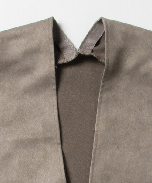 BEAMS LIGHTS Women's（ビームスライツ ウィメンズ）の「BEAMS LIGHTS / フェイクスエード Vネックワンピース（ワンピース・レディース・ベージュ/ブラウン/ダークグリーン・ONE SIZE）」の7枚目の写真