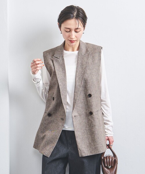 SACRA(サクラ)の「<SACRA>シャンブレー ジレ(ベスト・レディース・モカ・38)」の2枚目の写真