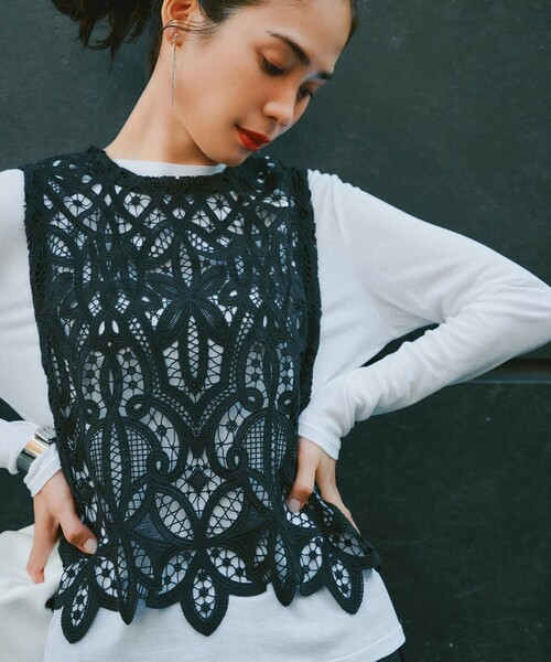 洗える】エンブロイダリーレース ニットベスト