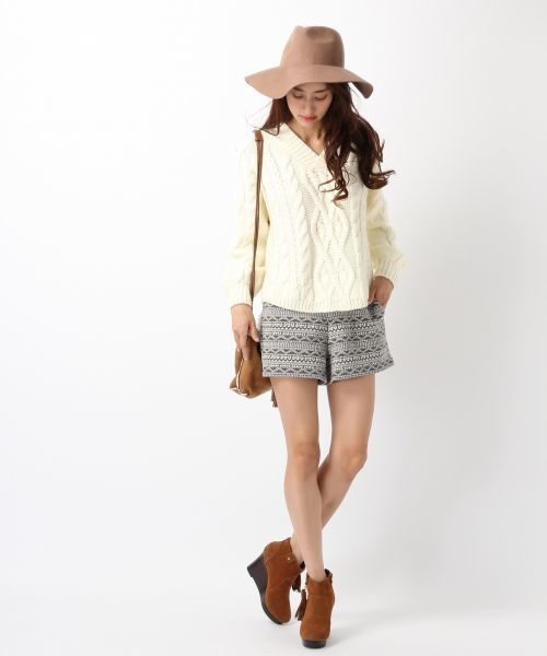 Heather（ヘザー）の「カットジャガードトライバルショートパンツ　706844（その他パンツ・レディース・ブラック系その他/グレー系その他・FREE）」の4枚目の写真