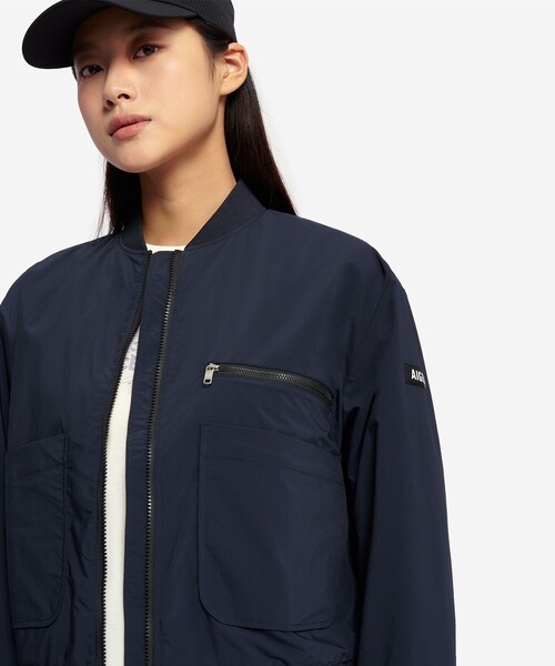 AIGLE(エーグル)の「SOLOTEX UVカット 撥水 ライトウェイト ショート丈MA-1ブルゾン(ブルゾン・レディース・ブラック/ライトブルー/ホワイト・36/38/40)」の20枚目の写真