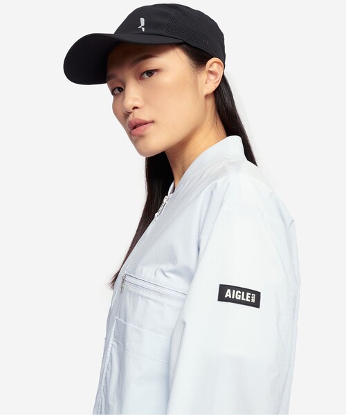 AIGLE(エーグル)の「SOLOTEX UVカット 撥水 ライトウェイト ショート丈MA-1ブルゾン(ブルゾン・レディース・ブラック/ライトブルー/ホワイト・36/38/40)」の15枚目の写真