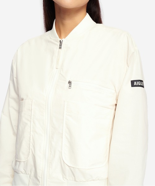 AIGLE（エーグル）の「SOLOTEX UVカット 撥水 ライトウェイト ショート丈MA-1ブルゾン（ブルゾン・レディース・ブラック/ライトブルー/ホワイト・36/38/40）」の22枚目の写真