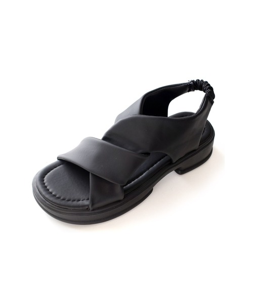 AmiAmi（アミアミ）の「柔らか！スクエアトゥ ゴムストラップ クロスベルト厚底サンダル（サンダル・レディース・イエロー/ブラック/アイボリー・36/37/38/39/40）」の12枚目の写真