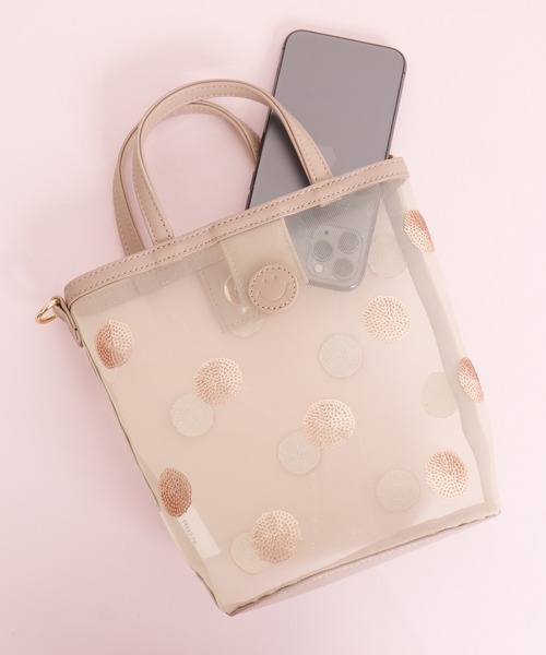 artemis by DIANA（アルテミスバイダイアナ）の「SMILEY ドットスパンコール刺繍　メッシュショルダーバッグ（ハンドバッグ・レディース・ブラック/ベージュ・FREE）」の12枚目の写真