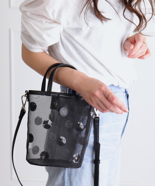 artemis by DIANA（アルテミスバイダイアナ）の「SMILEY ドットスパンコール刺繍　メッシュショルダーバッグ（ハンドバッグ・レディース・ブラック/ベージュ・FREE）」の9枚目の写真