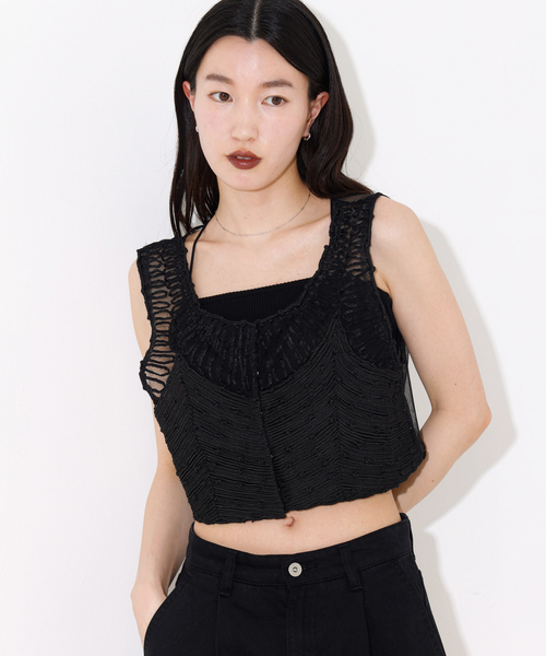 NOMINE(ノミネ)の「【WEB限定】ハンド刺繍ベスト(ベスト・レディース・ブラック・フリー)」の1枚目の写真