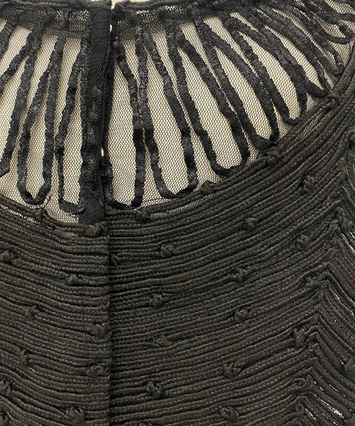 NOMINE(ノミネ)の「【WEB限定】ハンド刺繍ベスト(ベスト・レディース・ブラック・フリー)」の6枚目の写真