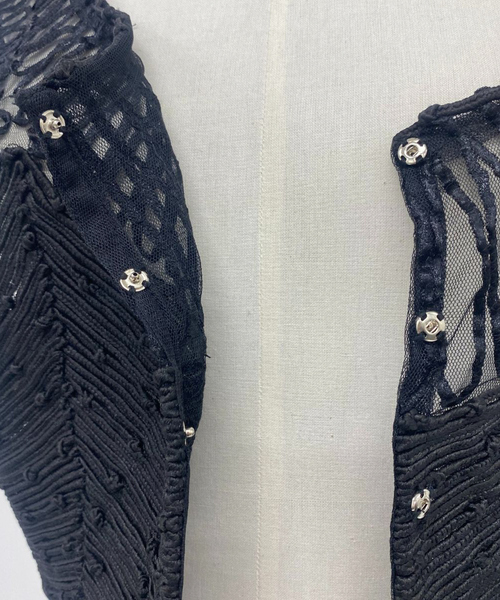 NOMINE(ノミネ)の「【WEB限定】ハンド刺繍ベスト(ベスト・レディース・ブラック・フリー)」の8枚目の写真