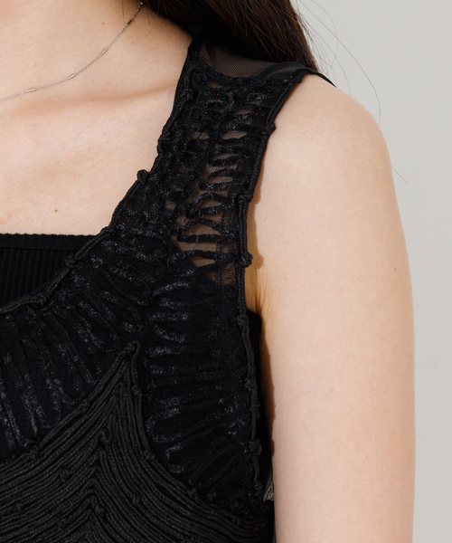 NOMINE(ノミネ)の「【WEB限定】ハンド刺繍ベスト(ベスト・レディース・ブラック・フリー)」の13枚目の写真