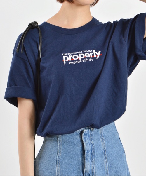 MODISH GAZE(モディシュガゼ)の「【MODISH GAZE】properly刺繍Tシャツ(Tシャツ/カットソー・レディース・ブラック/ネイビー/ホワイト・LARGE/MEDIUM)」の3枚目の写真