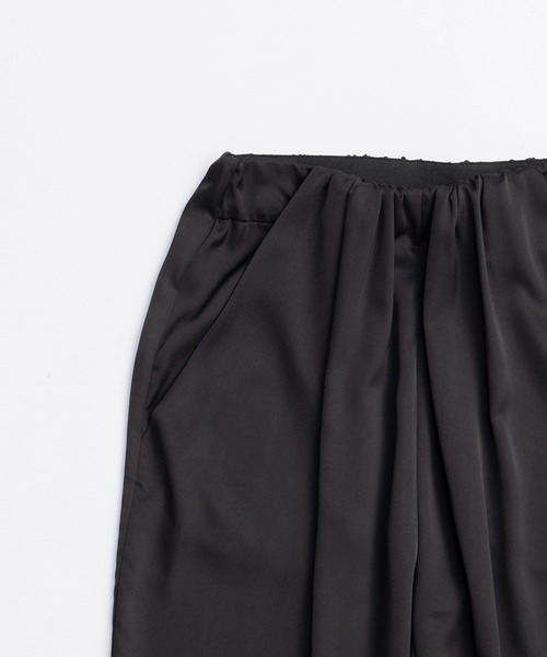 フロントギャザーイージーパンツ / Front Gathered Easy Pants