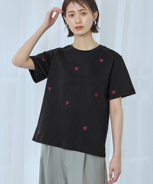 Ampirula(アンピルーラ)の「ハート刺繍Tシャツ(Tシャツ/カットソー・レディース・イエロー/ホワイト/ブラック・FREE)」の14枚目の写真