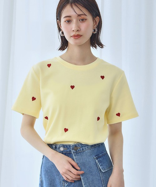 Ampirula(アンピルーラ)の「ハート刺繍Tシャツ(Tシャツ/カットソー・レディース・イエロー/ホワイト/ブラック・FREE)」の16枚目の写真