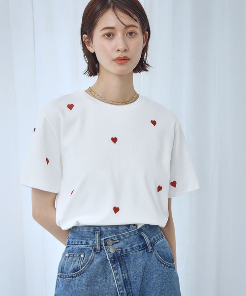 Ampirula(アンピルーラ)の「ハート刺繍Tシャツ(Tシャツ/カットソー・レディース・イエロー/ホワイト/ブラック・FREE)」の18枚目の写真