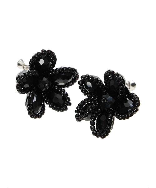 Te chichi(テチチ)の「ビーズフラワーイヤリング(イヤリング・レディース・ブラック・F)」の4枚目の写真