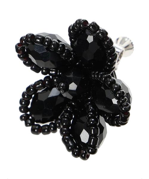 Te chichi(テチチ)の「ビーズフラワーイヤリング(イヤリング・レディース・ブラック・F)」の5枚目の写真