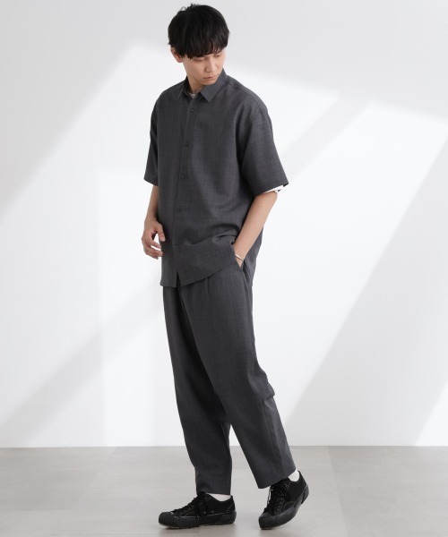 NANO universe(ナノユニバース)の「ライトウェイトドライシャツ 半袖(セットアップ可)(シャツ/ブラウス・メンズ・グレー/ライトグレー/ネイビー・S/M/L/XL)」の8枚目の写真