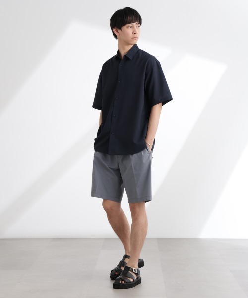 NANO universe(ナノユニバース)の「ライトウェイトドライシャツ 半袖(セットアップ可)(シャツ/ブラウス・メンズ・グレー/ライトグレー/ネイビー・S/M/L/XL)」の21枚目の写真