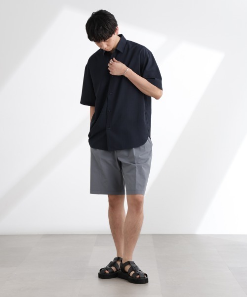 NANO universe(ナノユニバース)の「ライトウェイトドライシャツ 半袖(セットアップ可)(シャツ/ブラウス・メンズ・グレー/ライトグレー/ネイビー・S/M/L/XL)」の22枚目の写真