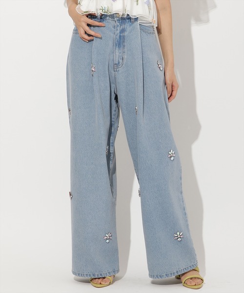AND COUTURE(アンドクチュール)の「ビジュータックデニムパンツ(デニムパンツ・レディース・ブルー/サックスブルー/ブルー系その他・SMALL/MEDIUM)」の11枚目の写真