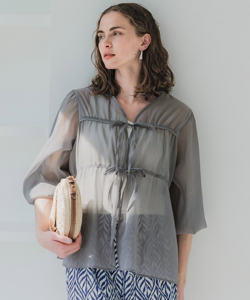 coca（coca）（コカ）の「シアーリボンギャザーブラウス（シャツ/ブラウス・レディース・チャコール/アイボリー/グレイッシュベージュ/グリーン・L/M）」の3枚目の写真