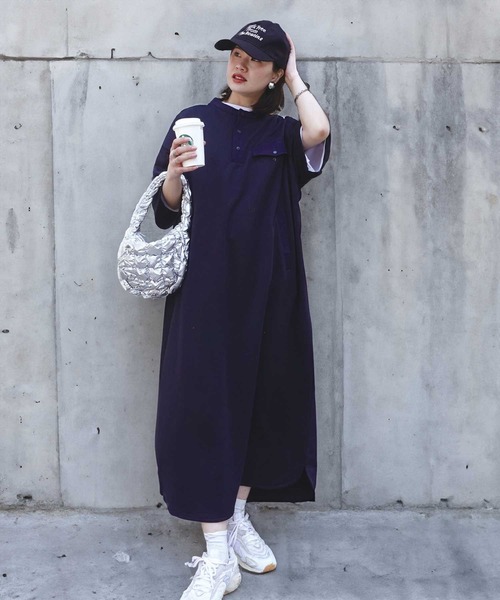 CORNERS(コーナーズ)の「スウェットヘンリーネックワンピース(ワンピース・レディース・オートミール/ネイビー/ブラック×カーキ/ベージュ系/ブラック・M/L)」の5枚目の写真