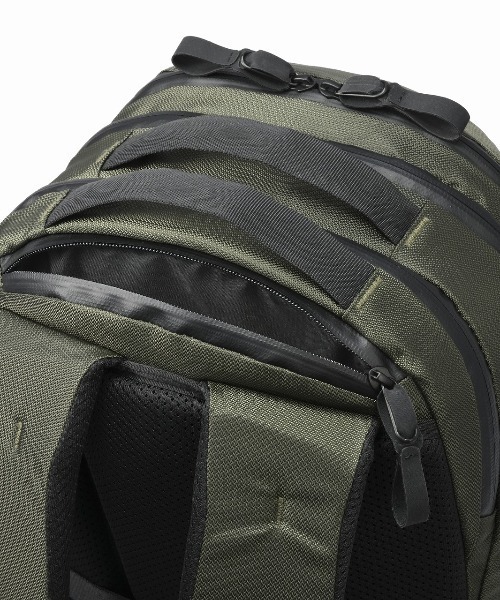 ace.(エース)の「ビジネスリュック ラグマスター2 A4サイズ収納 14inchPC収納 19L 17761(ビジネスバッグ・メンズ・カーキ/ブラック・FREE)」の7枚目の写真