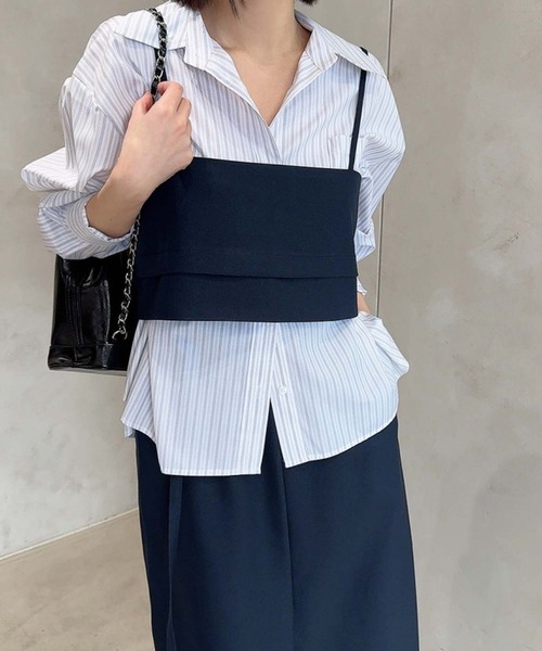 Girly Doll(ガーリードール)の「キャミソールビスチェとベルト付きスカートセットアップ(セットアップ・レディース・ネイビー/ベージュ・F)」の12枚目の写真