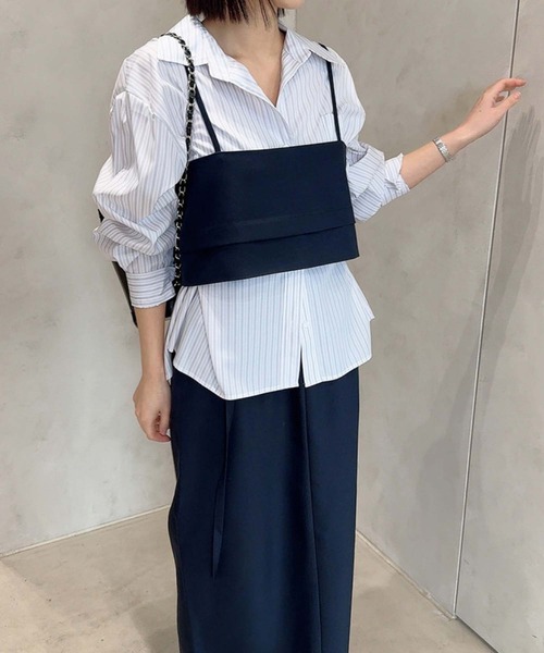 Girly Doll(ガーリードール)の「キャミソールビスチェとベルト付きスカートセットアップ(セットアップ・レディース・ネイビー/ベージュ・F)」の14枚目の写真