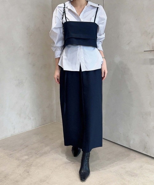 Girly Doll(ガーリードール)の「キャミソールビスチェとベルト付きスカートセットアップ(セットアップ・レディース・ネイビー/ベージュ・F)」の16枚目の写真