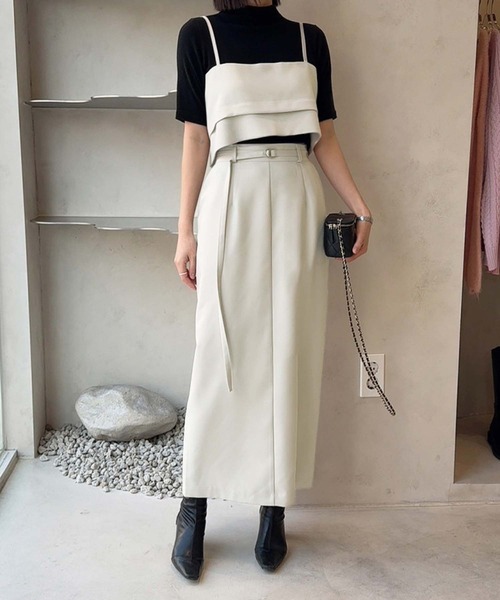 Girly Doll(ガーリードール)の「キャミソールビスチェとベルト付きスカートセットアップ(セットアップ・レディース・ネイビー/ベージュ・F)」の9枚目の写真