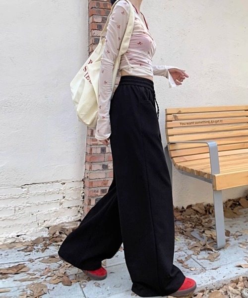 Miniministore(ミニミニストア)の「ワイドシルエットシンプルスウェットパンツ(スウェットパンツ・レディース・ネイビー/オフホワイト/ブラック/グレー・S/L/XL/M)」の17枚目の写真