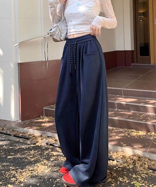 Miniministore(ミニミニストア)の「ワイドシルエットシンプルスウェットパンツ(スウェットパンツ・レディース・ネイビー/オフホワイト/ブラック/グレー・S/L/XL/M)」の12枚目の写真