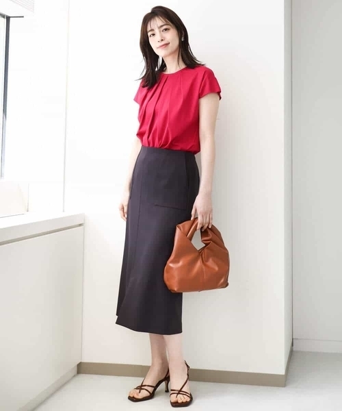 OFUON le MK（オフオンルエムケー）の「コットン天竺カットソー/洗える/WEB限定サイズあり（Tシャツ/カットソー・レディース・ネイビー/ホワイト/ピンク・36/38）」の7枚目の写真