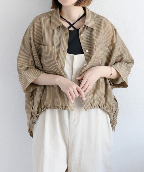 cepo(セポ)の「程よい透け感とふんわりシルエット♪〈イージーケア〉シアーミックスドルマンスリーブドロストシャツ(シャツ/ブラウス・レディース・オフホワイト/オレンジ/ベージュ/ピンク/サックスブルー/ブラック/モカ/ブラウン・M)」の4枚目の写真