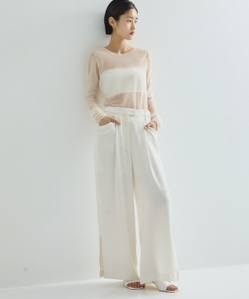 STUDIOUS（ステュディオス）の「【STUDIOUS/ステュディオス】BACK SATIN SIDE SLIT PANTS/バックサテンサイドスリットパンツ（その他パンツ・レディース・ブラック/ホワイト・1/2）」の4枚目の写真