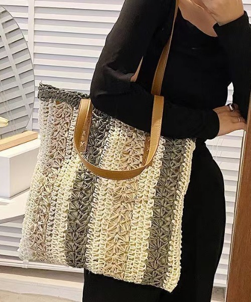Per sist ence（パーシエンス）の「雑材編みストライプA4トートバッグ/フェイクレザーハンドル（トートバッグ・レディース・ベージュ/グリーン/ブラウン・FREE）」の17枚目の写真