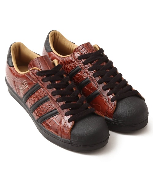 adidas(アディダス)の「adidas SUPERSTAR VINTAGE / アディダス スーパースター ヴィンテージ(スニーカー・メンズ・ブラウン・26.0cm/26.5cm/27.0cm/27.5cm/28.0cm/28.5cm)」の1枚目の写真