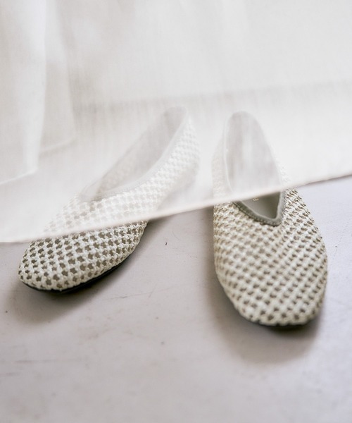 studio CLIP（スタディオクリップ）の「メッシュスクエアパンプス（パンプス・レディース・ベージュ/ライトグレー/ブラック・MEDIUM/LARGE）」の8枚目の写真