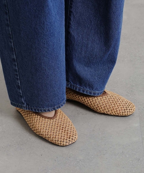 studio CLIP（スタディオクリップ）の「メッシュスクエアパンプス（パンプス・レディース・ベージュ/ライトグレー/ブラック・MEDIUM/LARGE）」の17枚目の写真