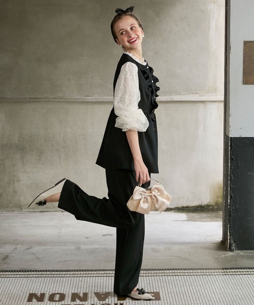 BONLECILL noir】ペプラムフリルジレ＆アシメスリットスラックス