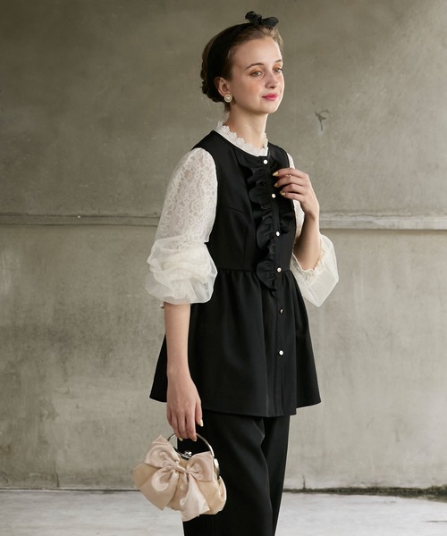 BONLECILL noir（ボンルシールノワール）の「【BONLECILL noir】ペプラムフリルジレ＆アシメスリットスラックス（パンツドレス・レディース・ネイビー/チャコールグレー/ブラック・L/M）」の13枚目の写真