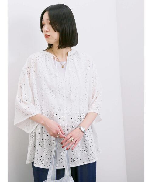 Samansa Mos2 blue（サマンサモスモスブルー）の「【Made in India】タッセル付ギャザーレースブラウス（シャツ/ブラウス・レディース・オフホワイト/パープル/ブラック・F）」の9枚目の写真