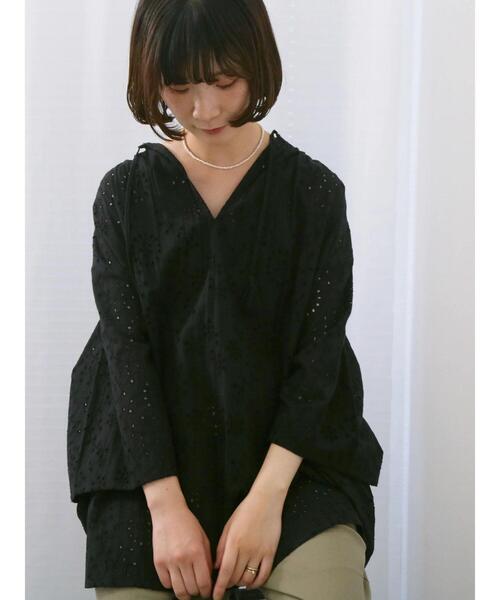 Samansa Mos2 blue（サマンサモスモスブルー）の「【Made in India】タッセル付ギャザーレースブラウス（シャツ/ブラウス・レディース・オフホワイト/パープル/ブラック・F）」の17枚目の写真