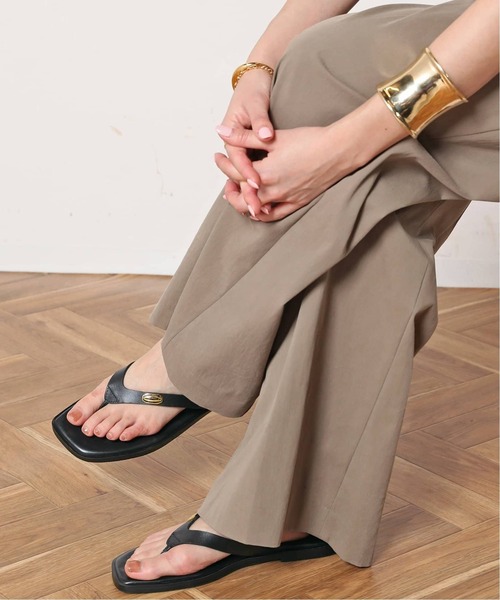 CAMINANDO カミナンド トングサンダル ベージュ 35 CAMINANDO カミナンド トングサンダル THONG FLAT SANDALS 2521W