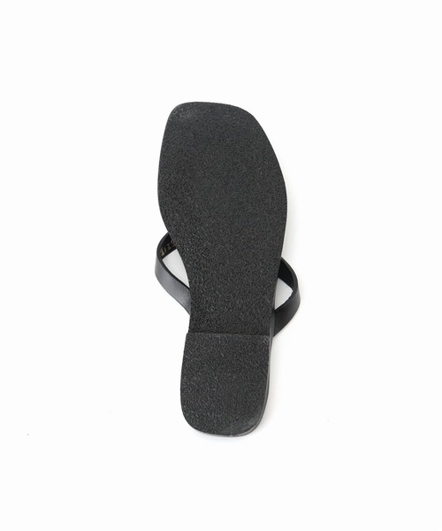 CAMINANDO（カミナンド）の「*【CAMINANDO/カミナンド】THONG FLAT SANDALS（サンダル・レディース・ブラック/アイボリー・35/36/37/38）」の17枚目の写真